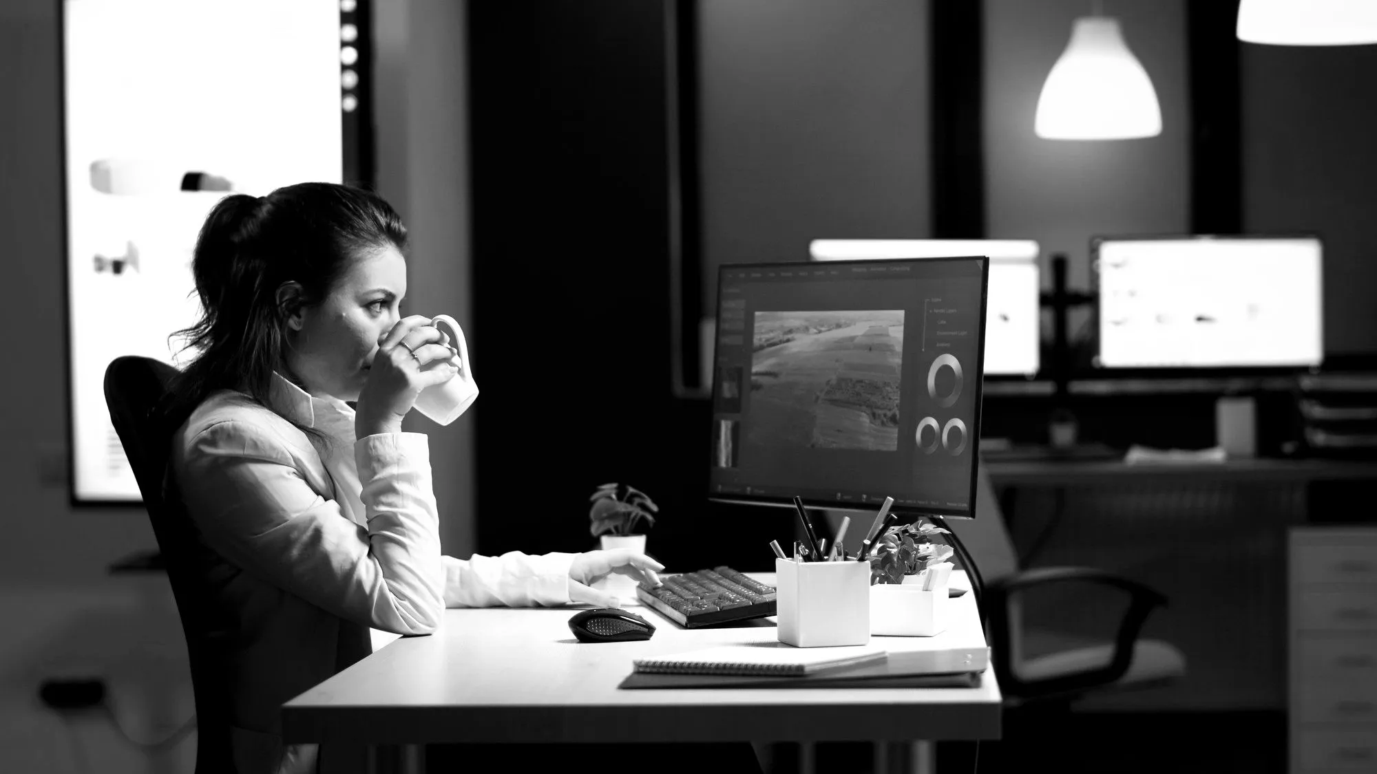 Identifying the Relationship Between UX Design and ROI: A Comprehensive Guide For Commercial Design